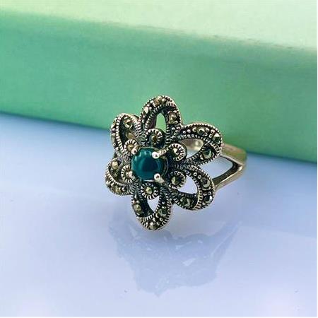 :içek Model Markazit Taşlı Gümüş Yüzük