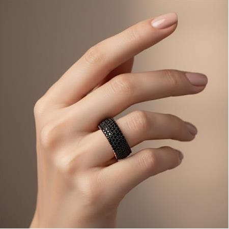 Beş Sıra Siyah Zirkon Taşlı Tamtur Gümüş Yüzük